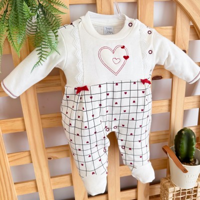 Macacão Malha Trape Zape - Coração e Mini Ursos - Off White e Vermelho
